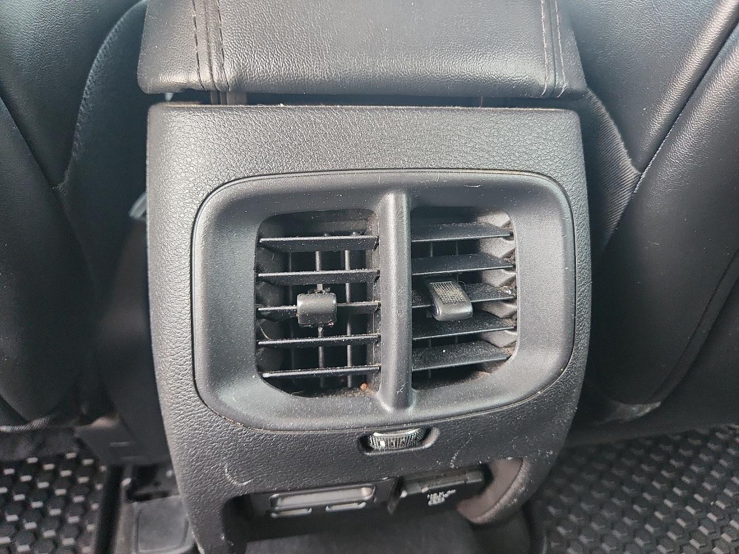 2019 BLACK /Black - X9 Jeep Cherokee Altitude 4x4 (1C4PJMLB6KD) with an MultiAir2 Tigershark 2.4L I-4 variable valve control, regular gasoline, engine with 180HP engine, located at 4110 Avenue Q, Lubbock, 79412, 33.556553, -101.855820 - 08/29/2026 key in envelope god- Photo#6