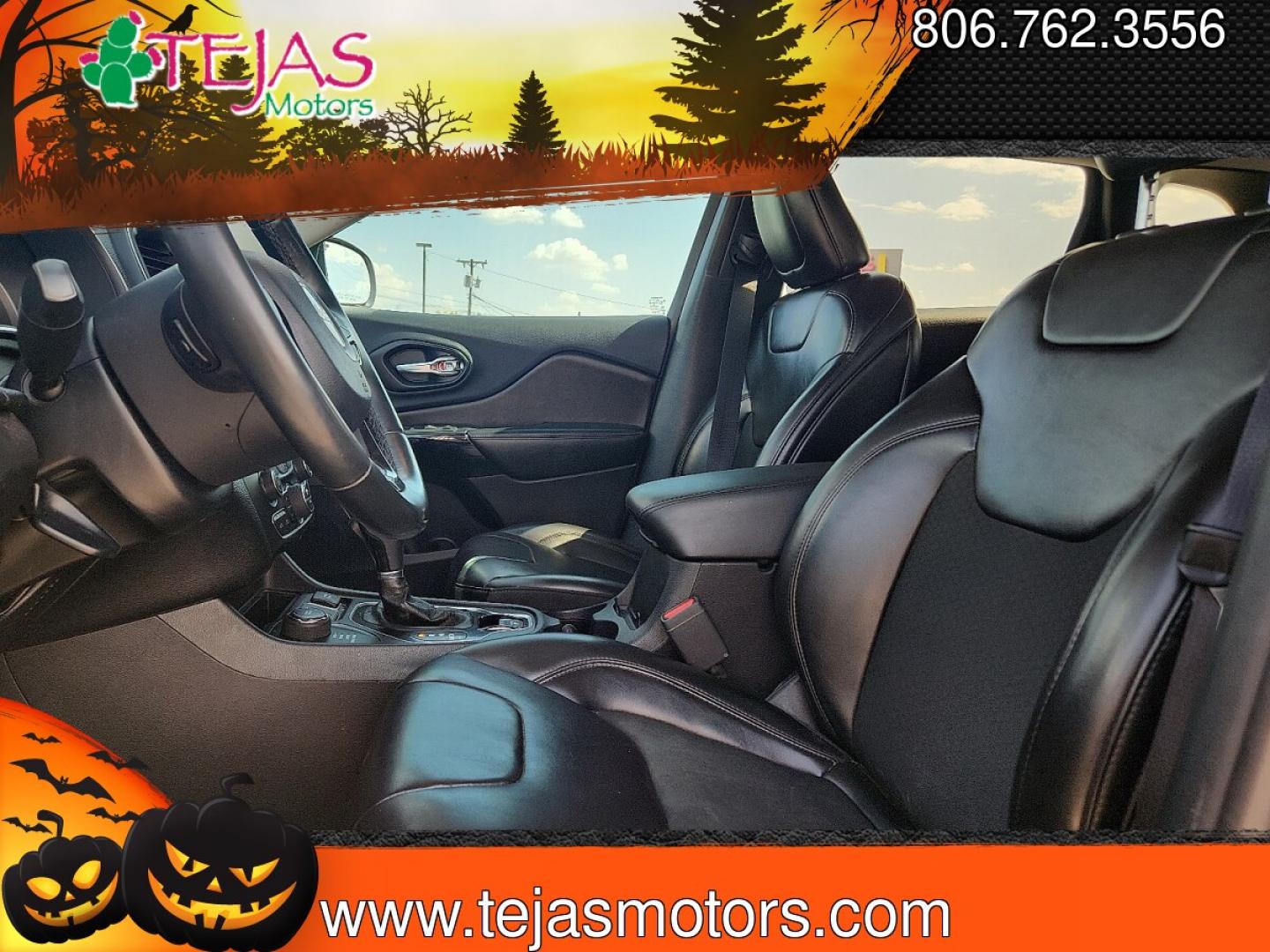 2019 BLACK /Black - X9 Jeep Cherokee Altitude 4x4 (1C4PJMLB6KD) with an MultiAir2 Tigershark 2.4L I-4 variable valve control, regular gasoline, engine with 180HP engine, located at 4110 Avenue Q, Lubbock, 79412, 33.556553, -101.855820 - 08/29/2026 key in envelope god- Photo#8