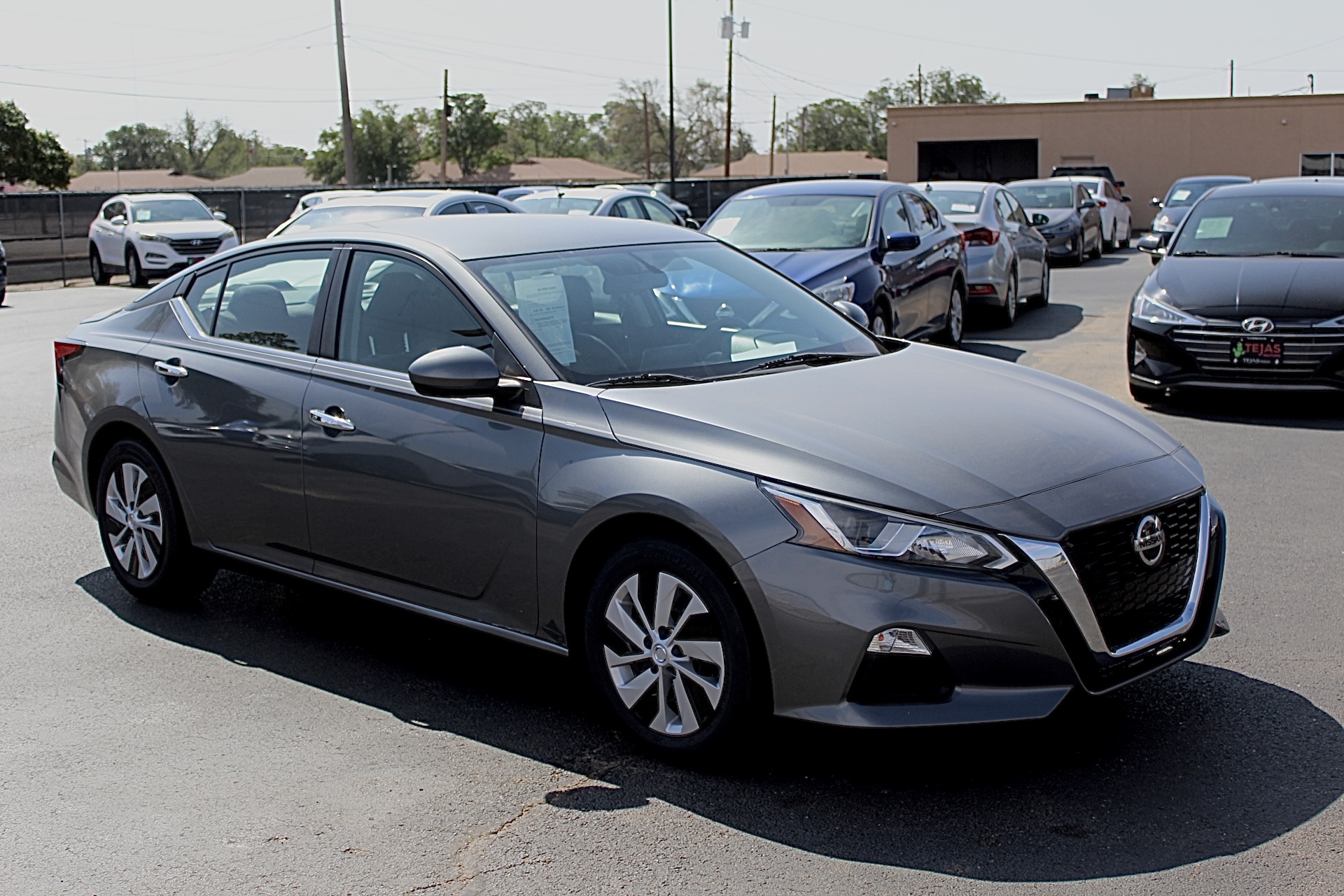 photo of 2020 Nissan Altima S FWD