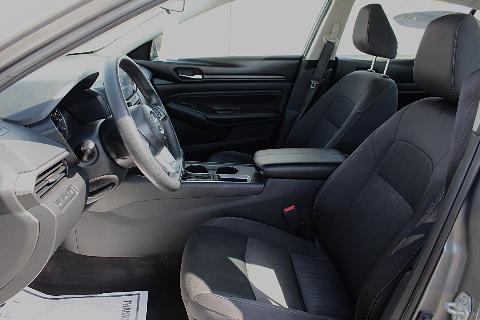 2020 GRAY Nissan Altima S FWD (1N4BL4BV3LC) with an 2.5L I-4 direct injection, DOHC, CVTCS variable valve control, regular gasoline, engine with 188HP engine, located at 4110 Avenue Q, Lubbock, 79412, 33.556553, -101.855820 - 09/04/2026 KEY IN ENVELOPE GOD- Photo#8