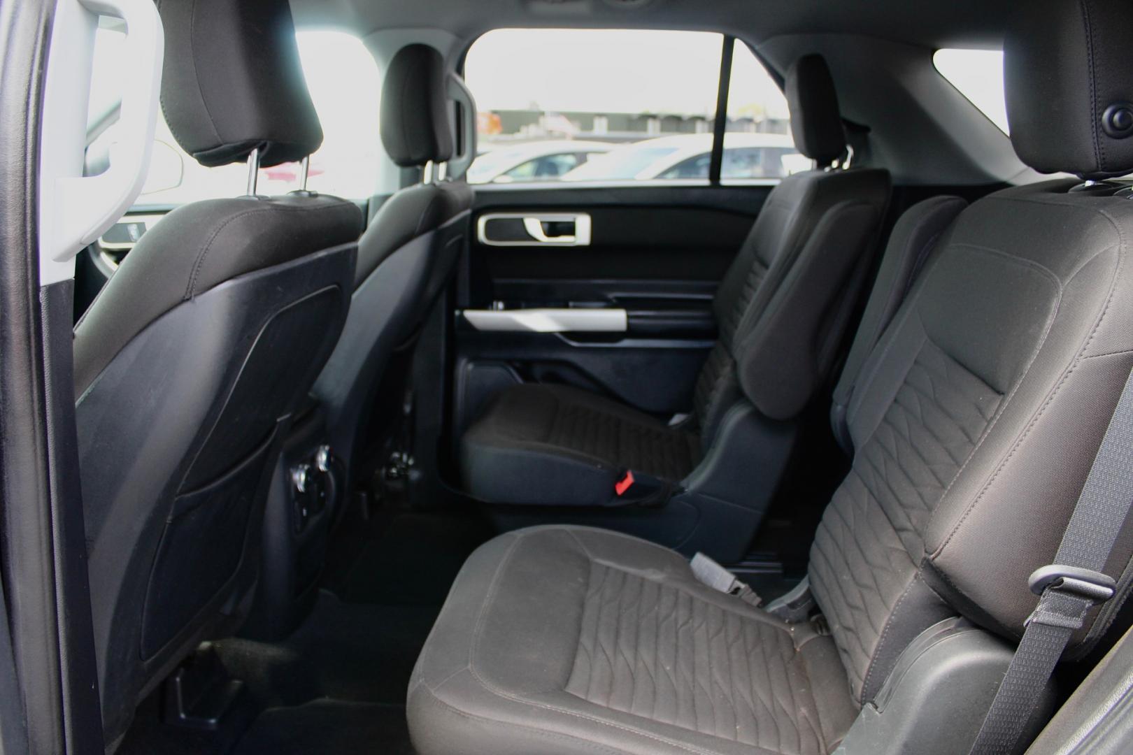 2020 BLACK Ford Explorer XLT 2WD (1FMSK7DH4LG) with an 2.3L L4 DOHC 16V engine, 10A transmission, located at 3701 Avenue Q, Lubbock, 79412, 33.560417, -101.855019- Photo#6