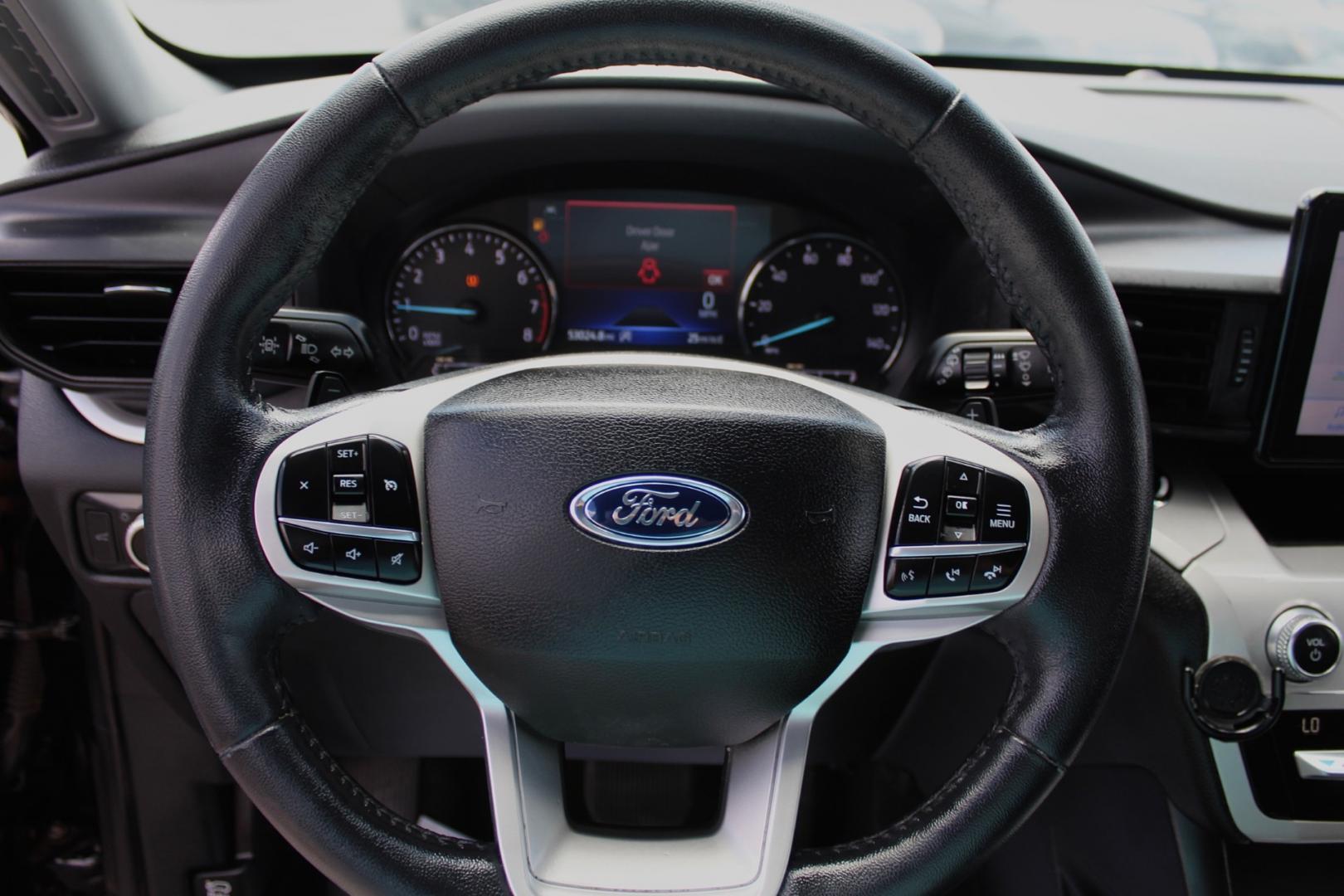 2020 BLACK Ford Explorer XLT 2WD (1FMSK7DH4LG) with an 2.3L L4 DOHC 16V engine, 10A transmission, located at 3701 Avenue Q, Lubbock, 79412, 33.560417, -101.855019- Photo#10