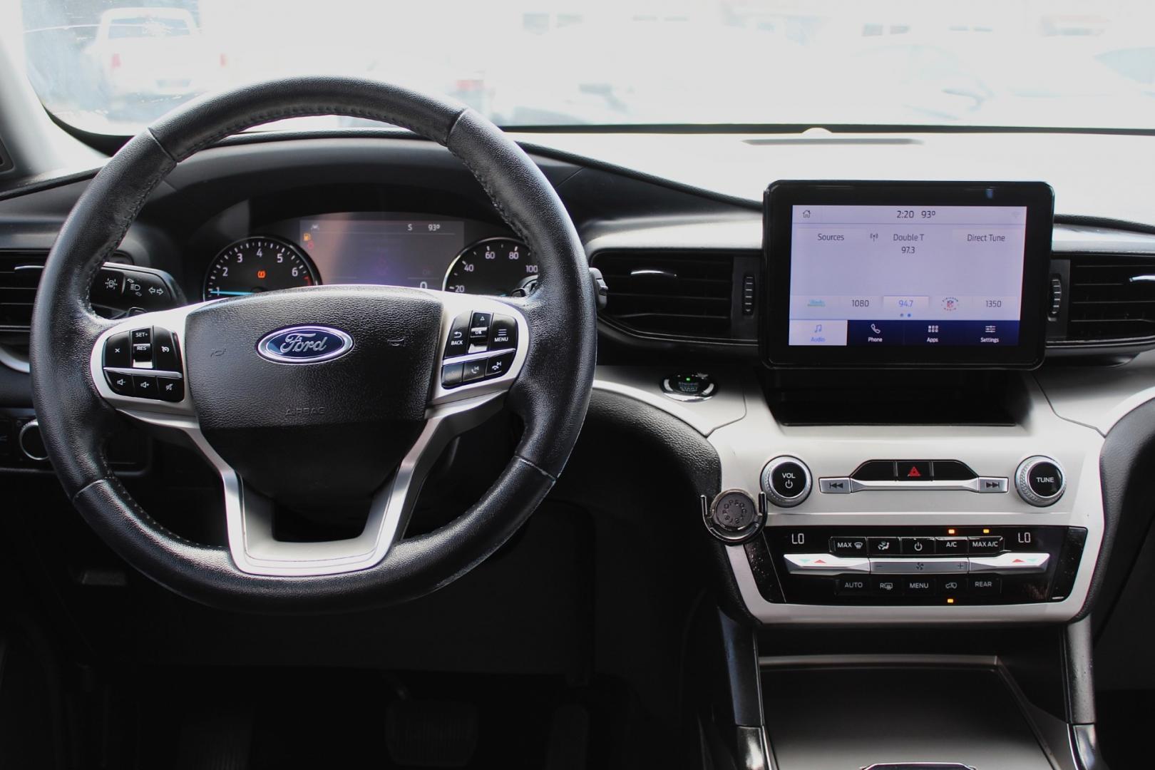 2020 BLACK Ford Explorer XLT 2WD (1FMSK7DH4LG) with an 2.3L L4 DOHC 16V engine, 10A transmission, located at 3701 Avenue Q, Lubbock, 79412, 33.560417, -101.855019- Photo#7