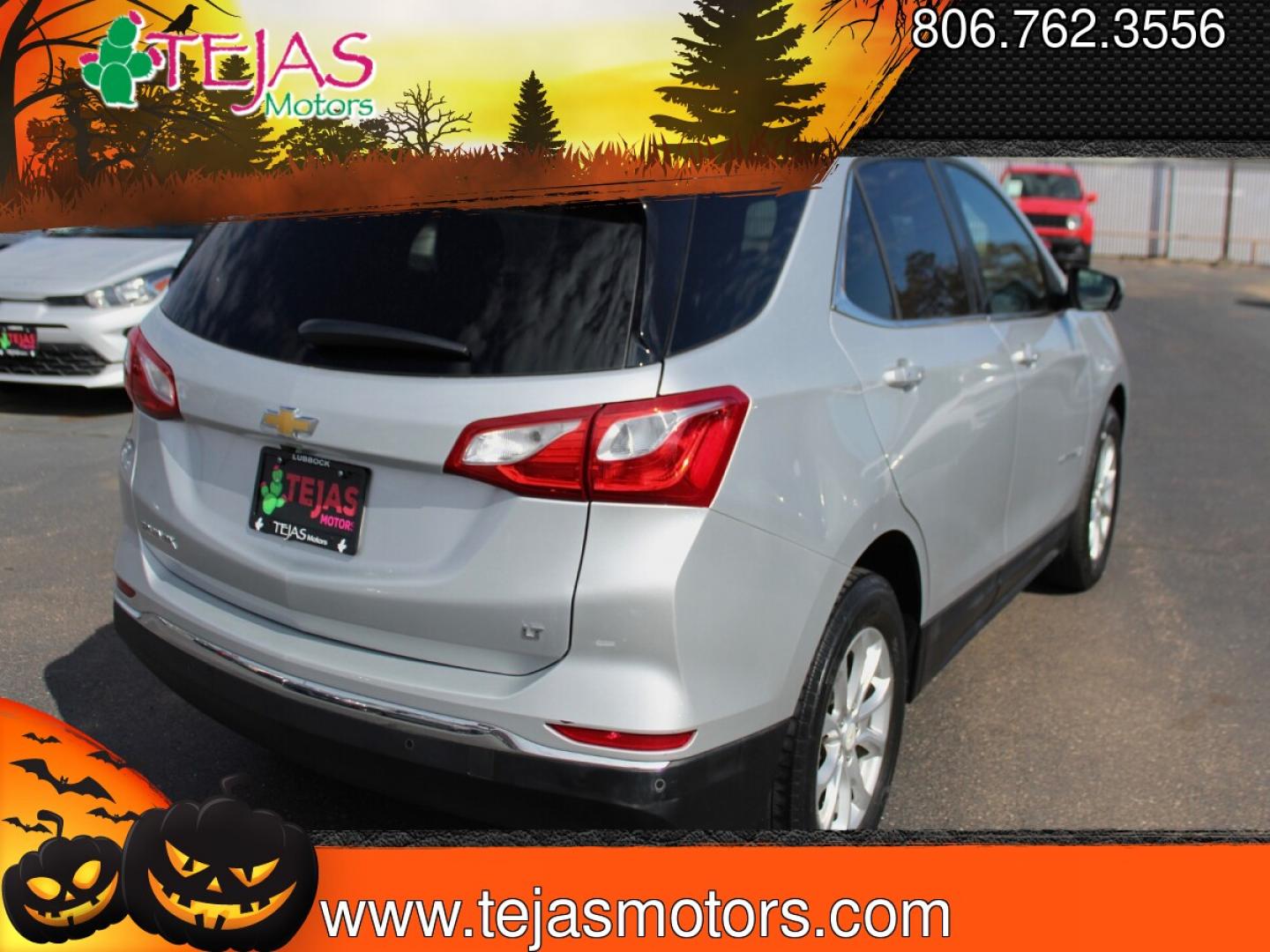2018 SILVER Chevrolet Equinox LT (2GNAXJEV4J6) with an 1.5L I-4 direct injection, DOHC, VVT variable valve control, intercooled turbo, regular gasoline, engine with 170HP engine, located at 4110 Avenue Q, Lubbock, 79412, 33.556553, -101.855820- Photo#3
