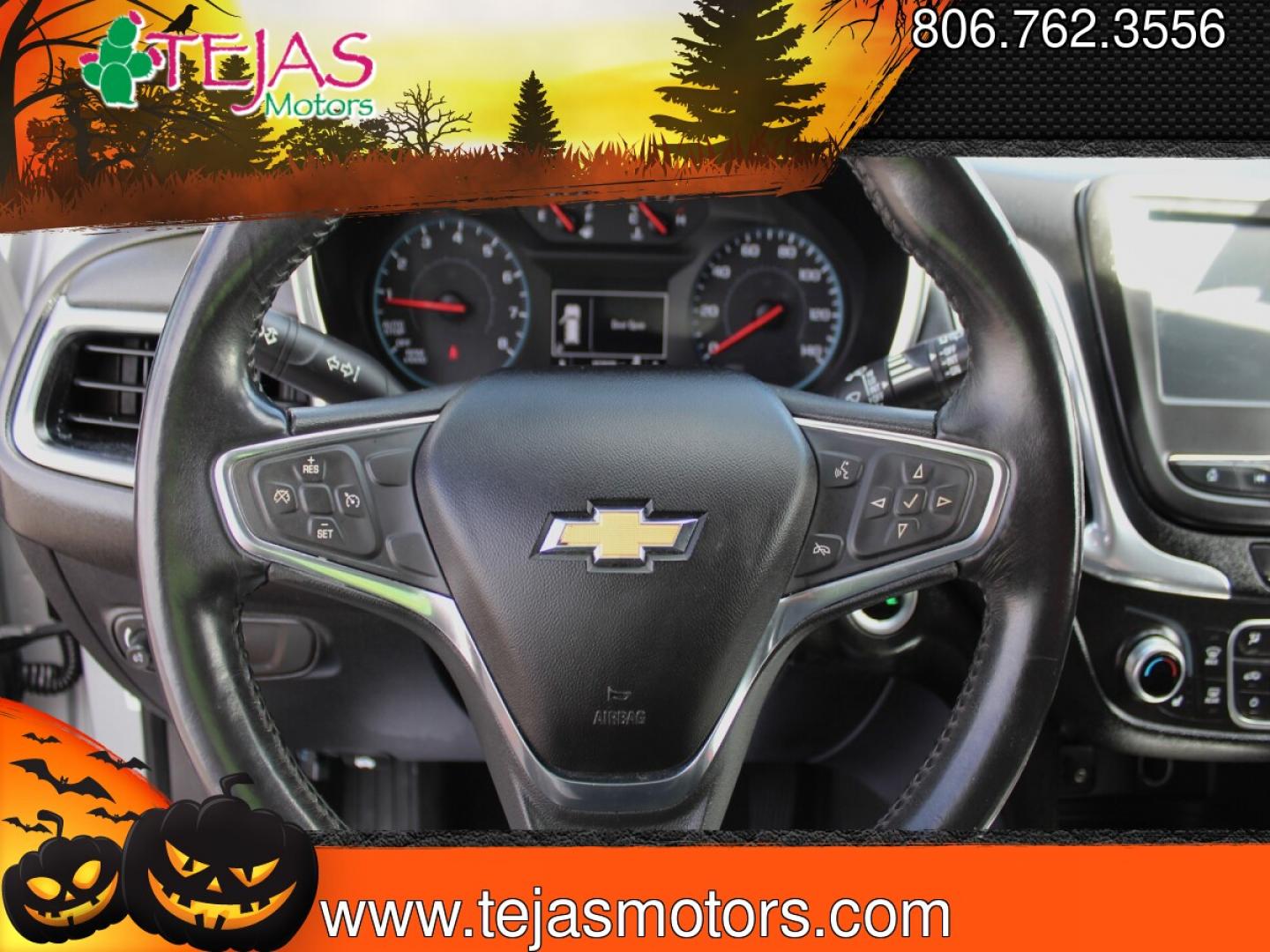 2018 SILVER Chevrolet Equinox LT (2GNAXJEV4J6) with an 1.5L I-4 direct injection, DOHC, VVT variable valve control, intercooled turbo, regular gasoline, engine with 170HP engine, located at 4110 Avenue Q, Lubbock, 79412, 33.556553, -101.855820- Photo#8