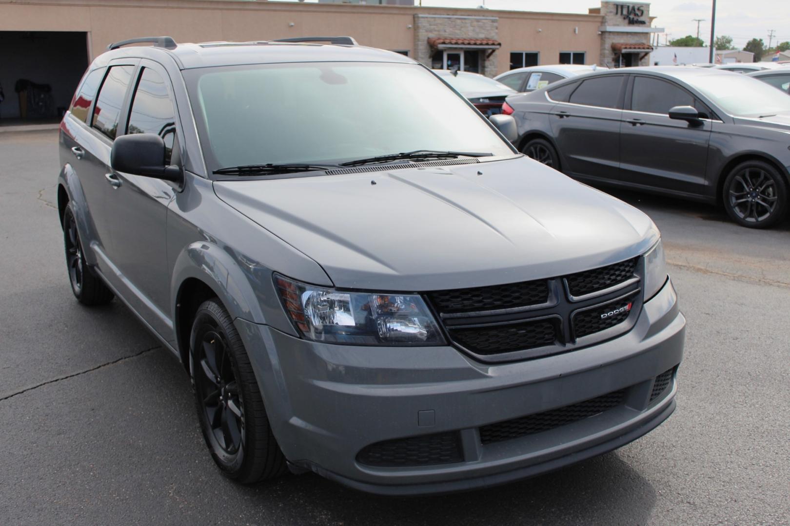 2020 GRAY Dodge Journey SE Value (3C4PDCAB4LT) with an 2.4L L4 DOHC 16V engine, 6A transmission, located at 4110 Avenue Q, Lubbock, 79412, 33.556553, -101.855820- Photo#0