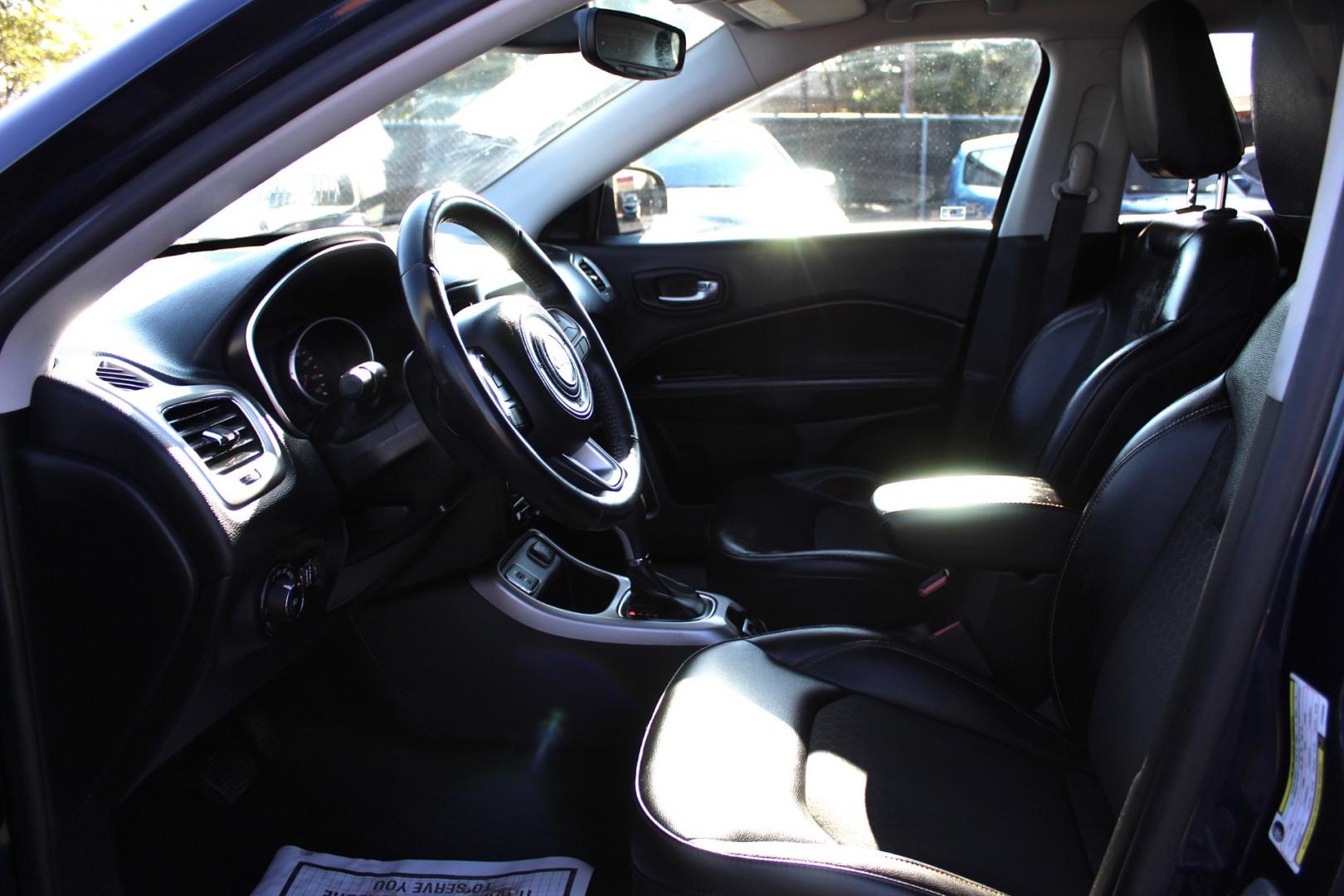 2018 BLUE Jeep Compass Sport FWD (3C4NJCBB5JT) with an 2.4L L4 DOHC 16V engine, located at 4110 Avenue Q, Lubbock, 79412, 33.556553, -101.855820- Photo#4