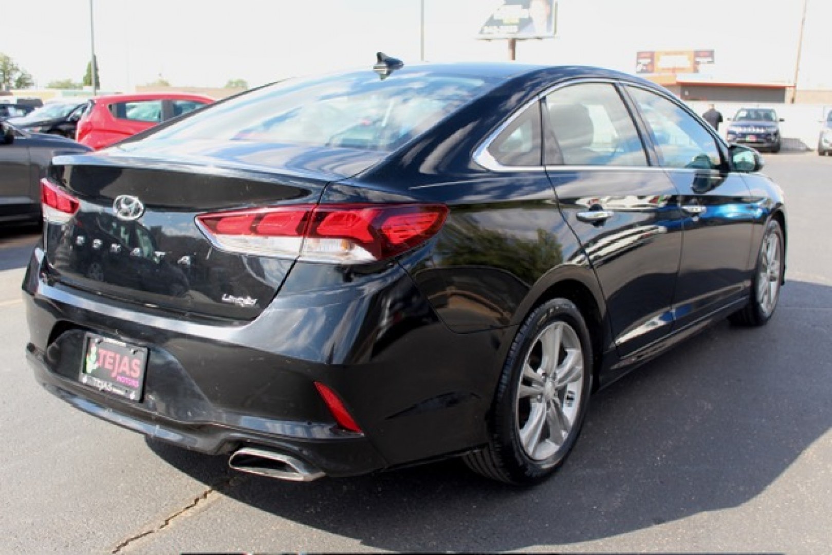 2018 Hyundai Sonata Sport (5NPE34AF6JH) with an 2.4L L4 DOHC 16V engine, 6A transmission, located at 4110 Avenue Q, Lubbock, 79412, 33.556553, -101.855820- Photo#3