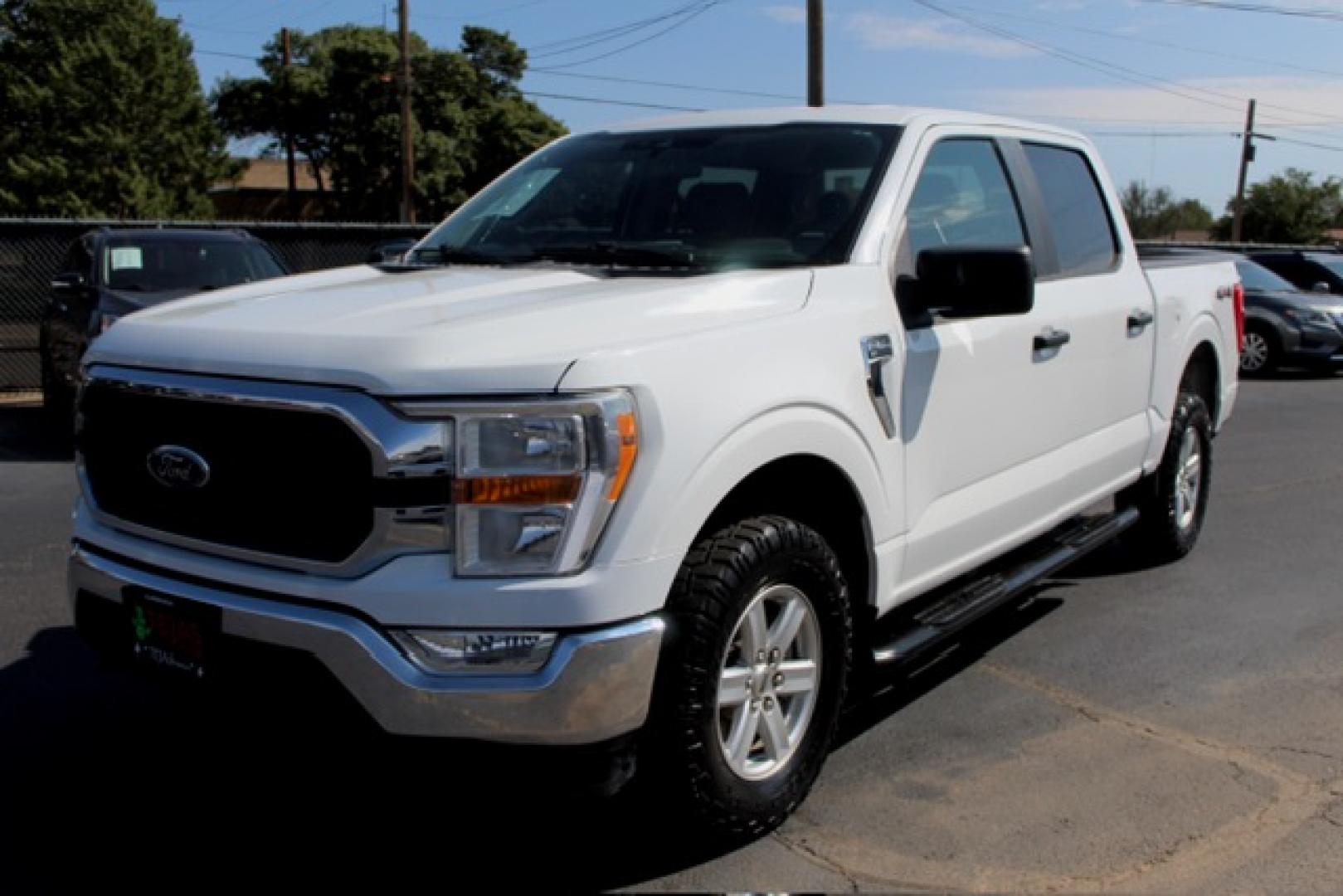 2021 Ford F-150 XLT SuperCrew 6.5-ft. Bed 4WD (1FTEW1EP7MF) with an 2.7L V6 DOHC 24V engine, 6A transmission, located at 4110 Avenue Q, Lubbock, 79412, 33.556553, -101.855820- Photo#1