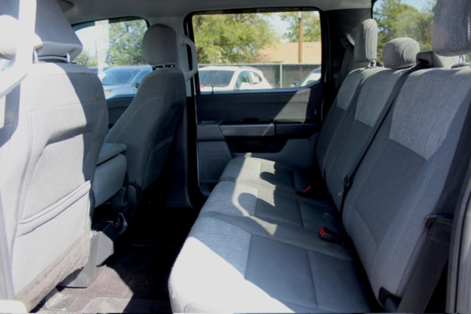 2021 Ford F-150 XLT SuperCrew 6.5-ft. Bed 4WD (1FTEW1EP7MF) with an 2.7L V6 DOHC 24V engine, 6A transmission, located at 4110 Avenue Q, Lubbock, 79412, 33.556553, -101.855820- Photo#6