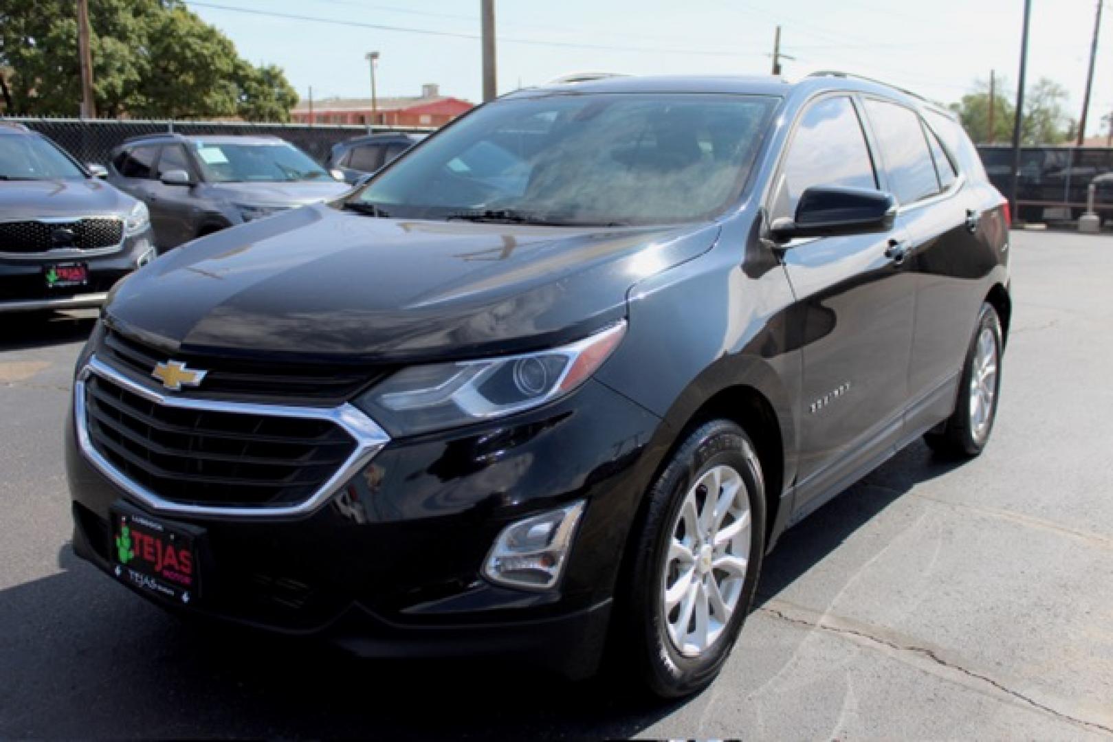 2019 Chevrolet Equinox LT 1.5 2WD (2GNAXKEV5K6) with an 1.5L L4 DIR DOHC 16V TURBO engine, 6A transmission, located at 4110 Avenue Q, Lubbock, 79412, 33.556553, -101.855820- Photo#1